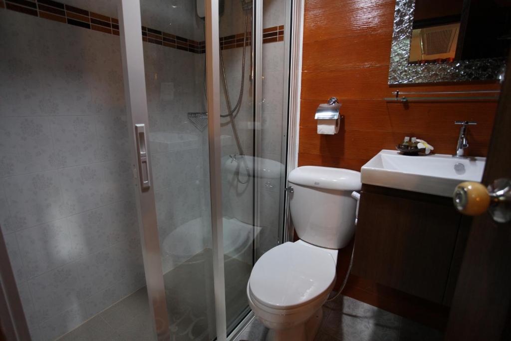 Koupelna v ubytování Ao Nang Home Stay - Adults Only