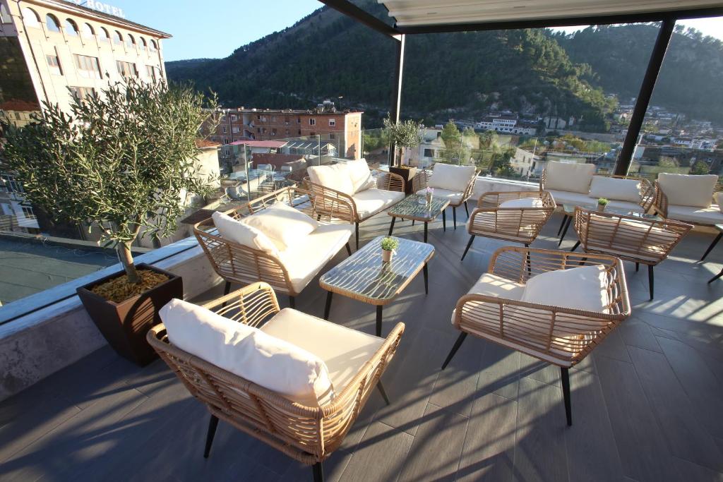 Portik Hotel - Image 5