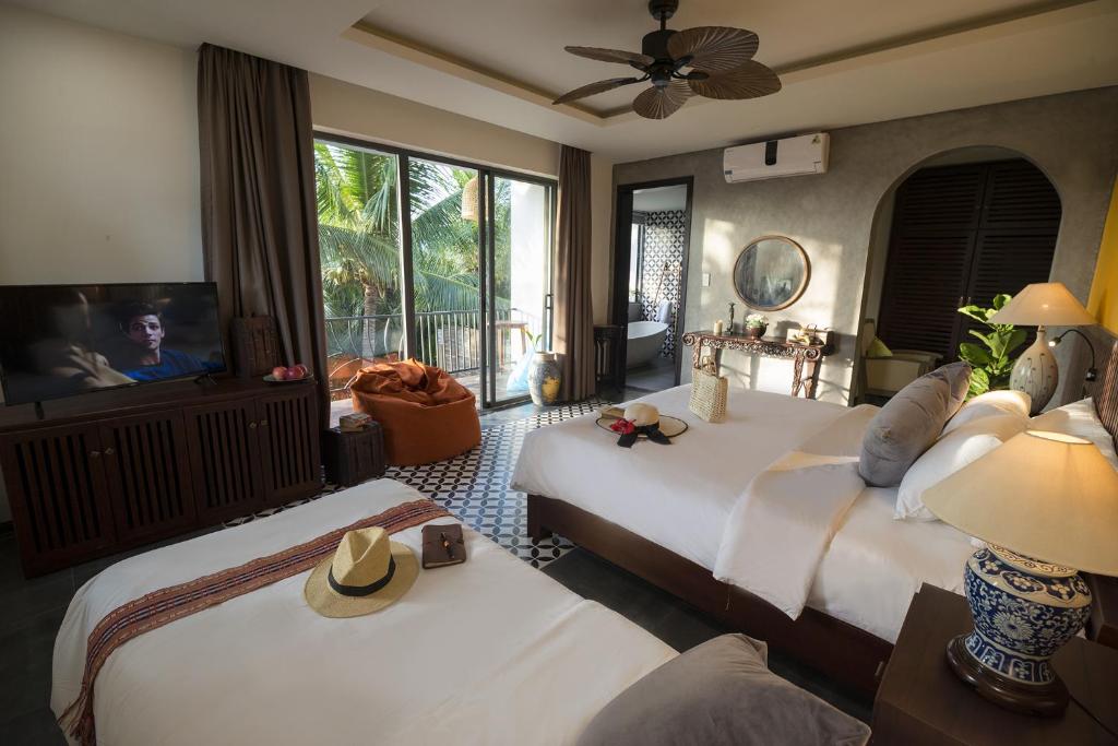 Suite Nhìn ra Hồ bơi