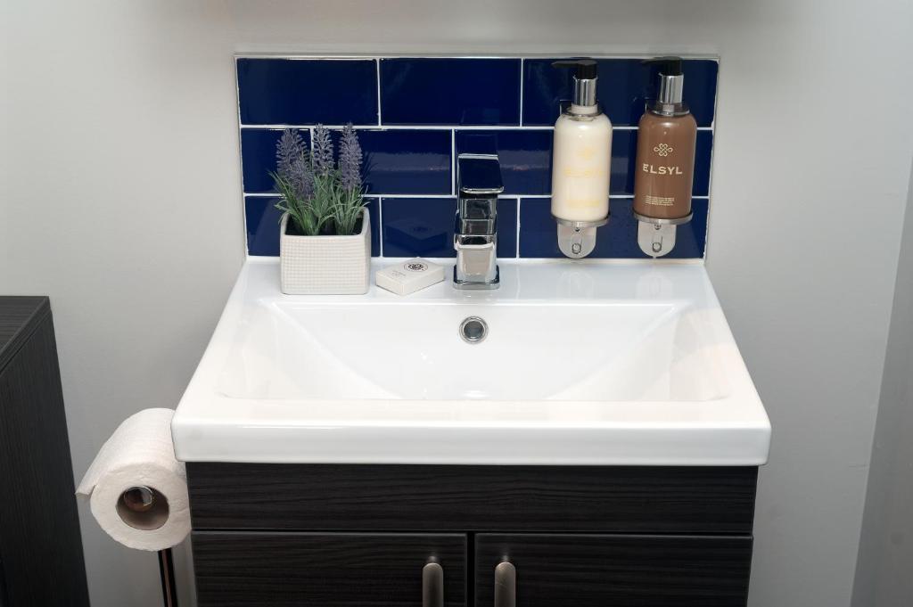 Admiral Hardy - Resim 11