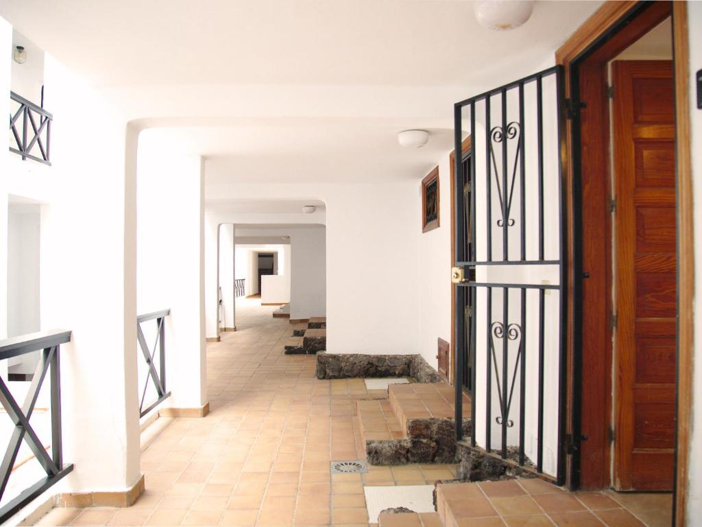 Fotografie z fotogalerie ubytování 2 min Walk to Beach - Private Solarium Bungalow v destinaci Adeje