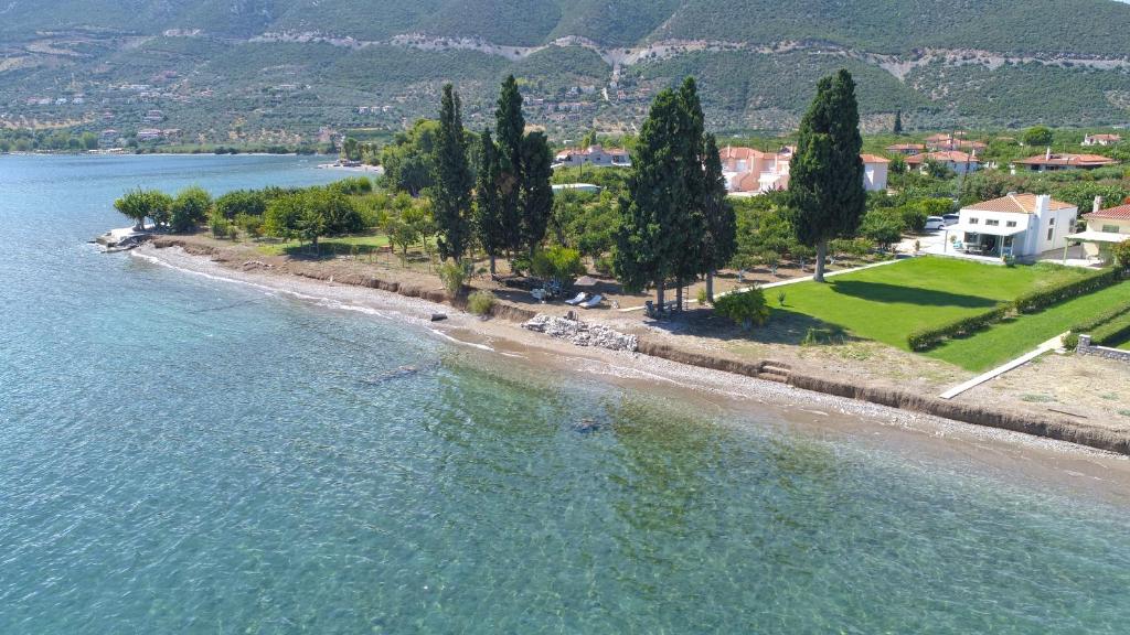 Φυσικό τοπίο κοντά σε αυτή η παραθεριστική κατοικία