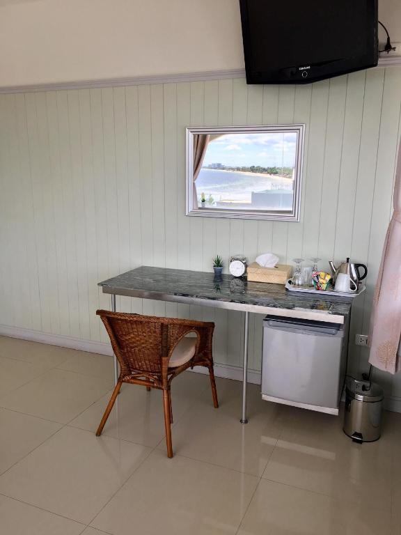 Kuchyň nebo kuchyňský kout v ubytování PierView Rooms