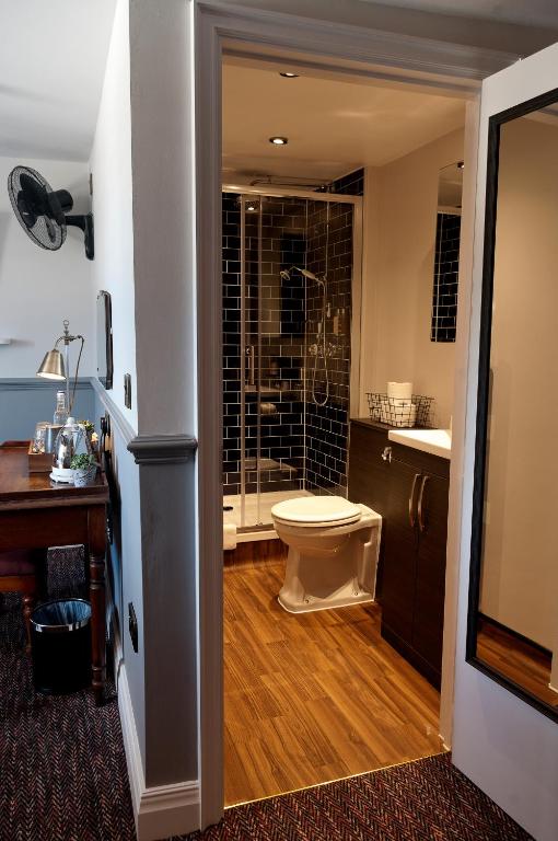 Admiral Hardy - Resim 17