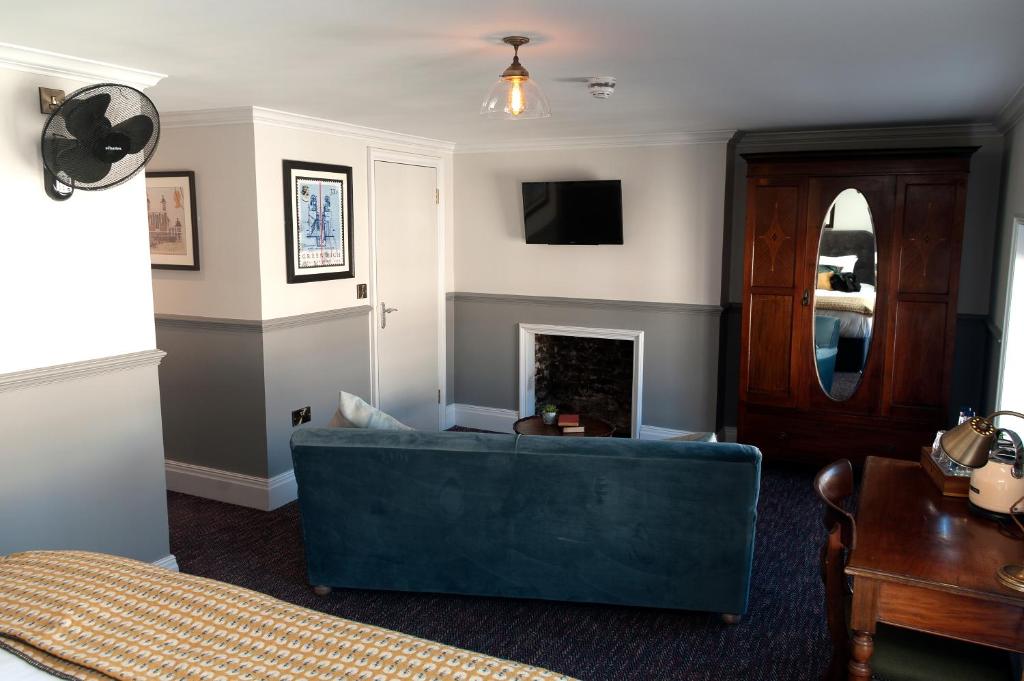 Admiral Hardy - Resim 14