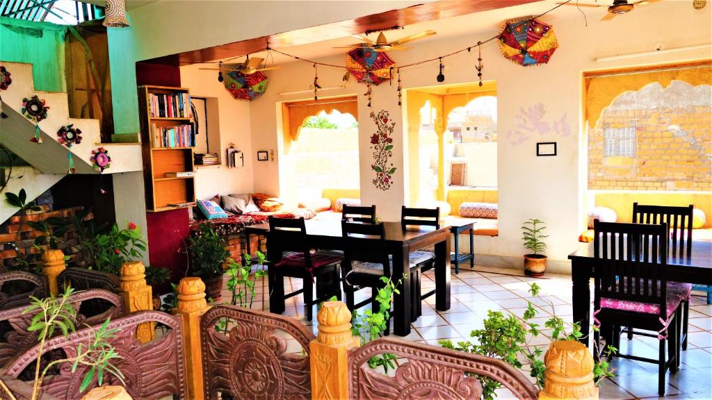 Posezení v ubytování The Wanderlust Guest House & Safari