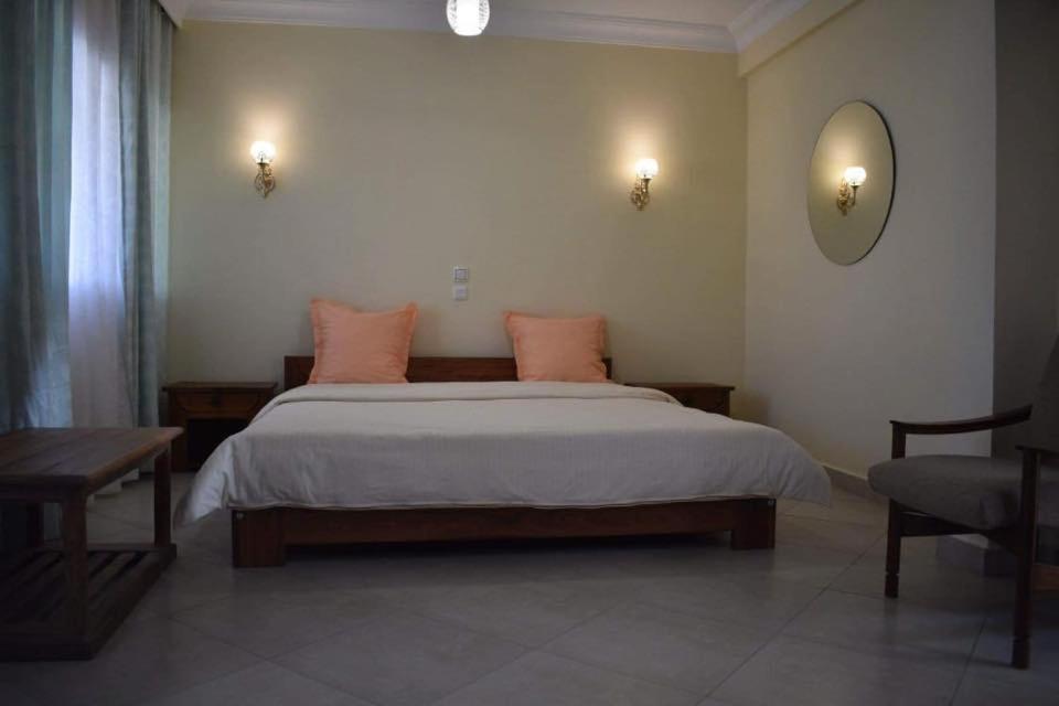 Postel nebo postele na pokoji v ubytování HOTEL MENABE