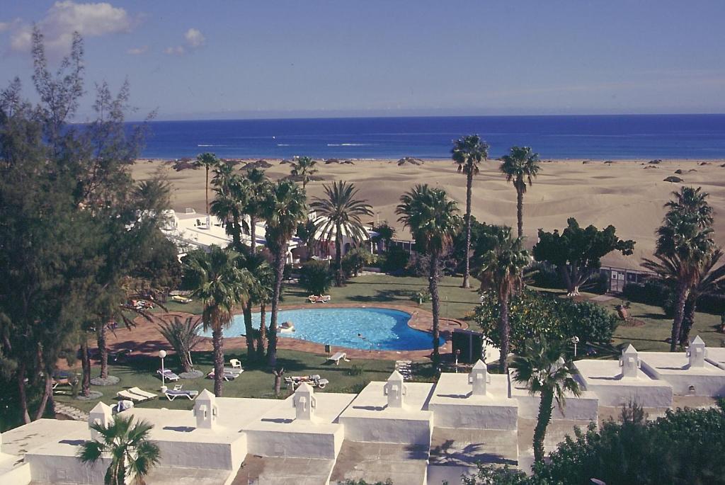Вид на бассейн в Sahara Beach Club или окрестностях