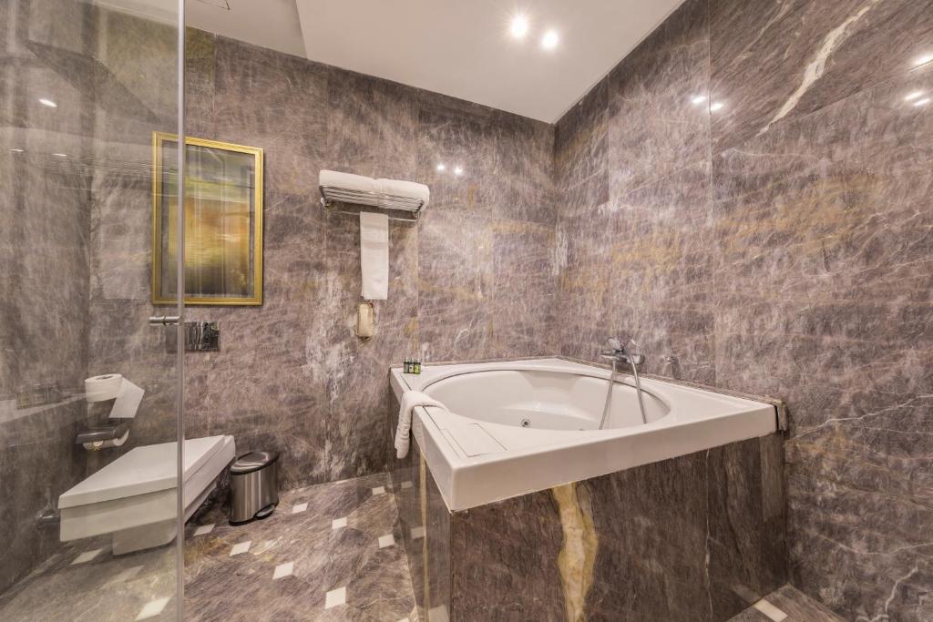 Koupelna v ubytování Al Masa Hotel Nasr City