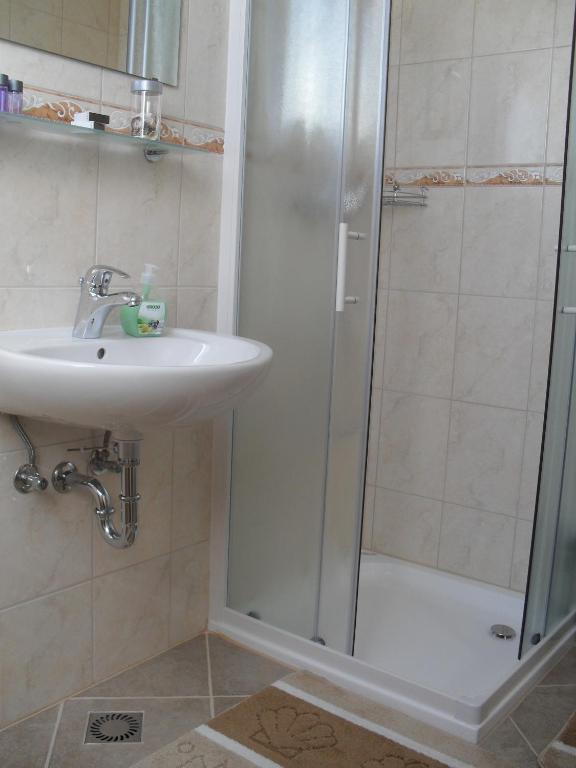 Koupelna v ubytování Hostel Strug