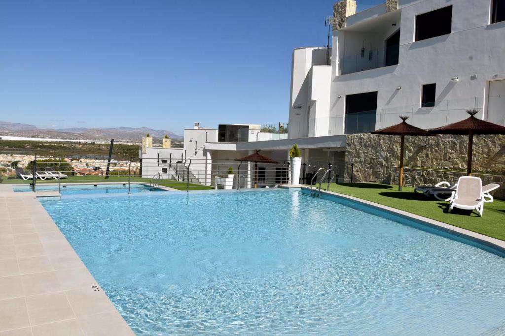 6 Lujo, playa y piscina en zona residencial, Puerto Marino ...