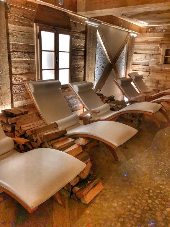 Posezení v ubytování Hotel Mirabello - Slow Hotel Benessere