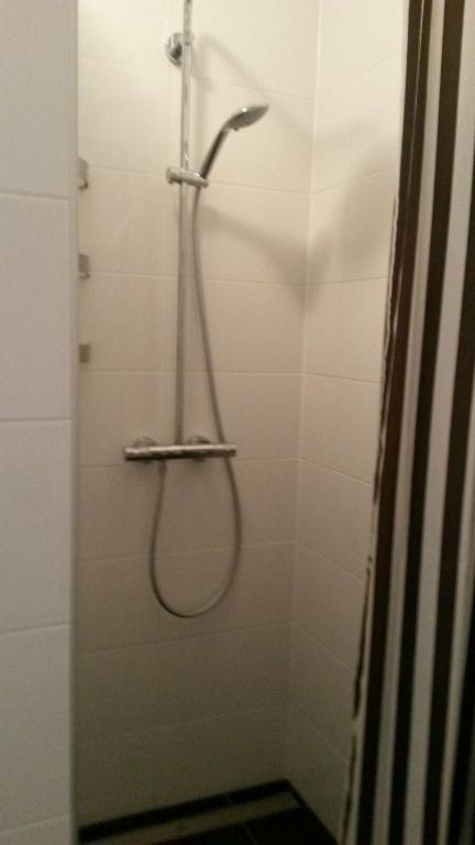 Kúpeľňa v ubytovaní Apartments Madzari - Ciovo - Pool