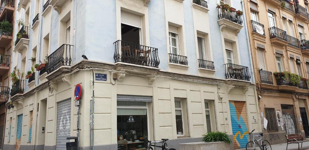 Junto al Mercado de Ruzafa, Valencia – Updated 2022 Prices