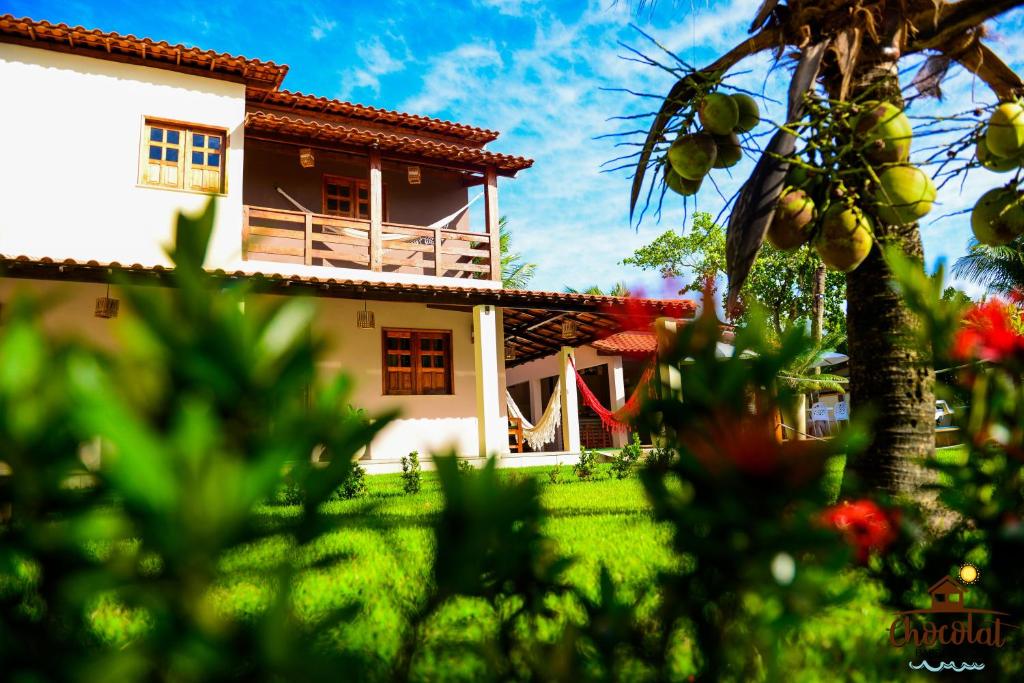  Chocolat Barra Beach