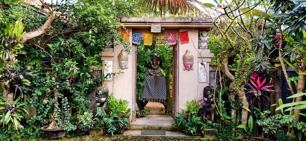 Zahrada ubytování Baliwid Villa Ubud