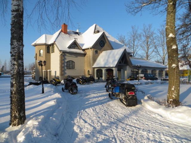 Hotell De Tolly talvel