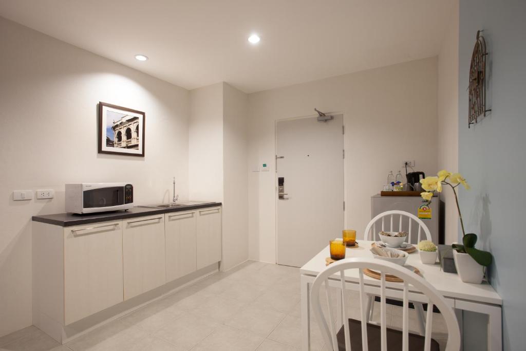 Recenta Suite Phuket Suanluang - Resim 34