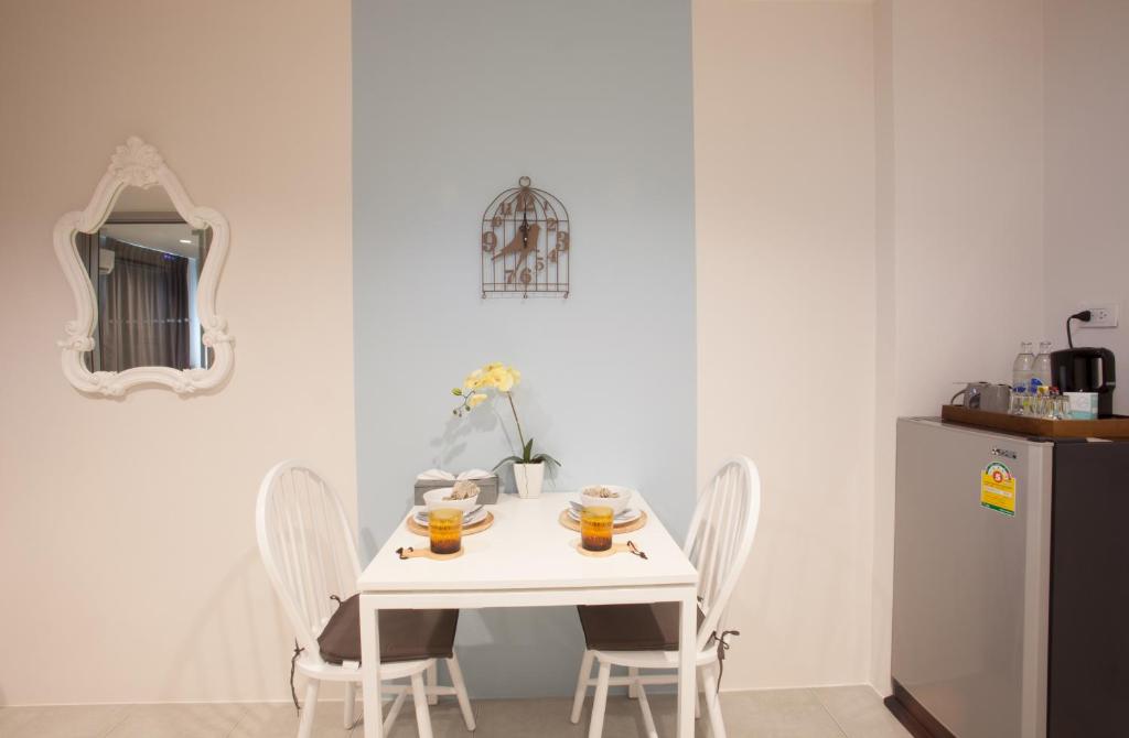 Recenta Suite Phuket Suanluang - Resim 35