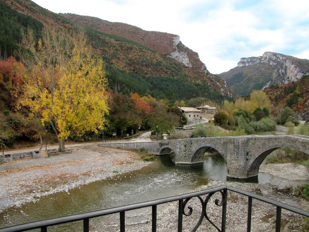 Casa Rural Urandi I - Five-Bedroom House