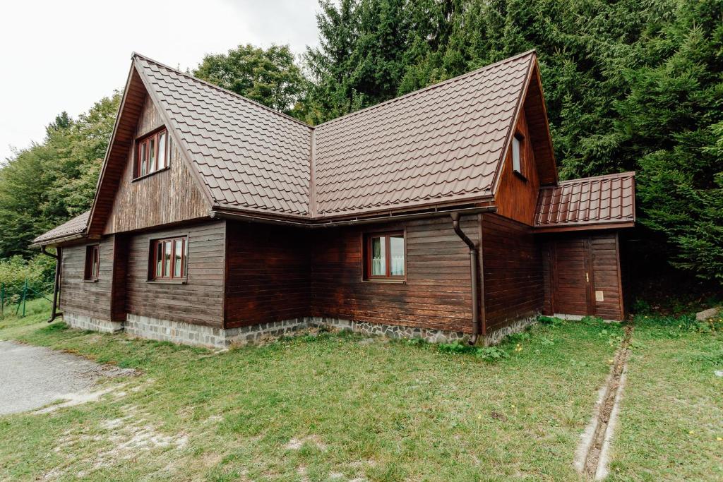 Budova, v ktorej sa horská chata nachádza