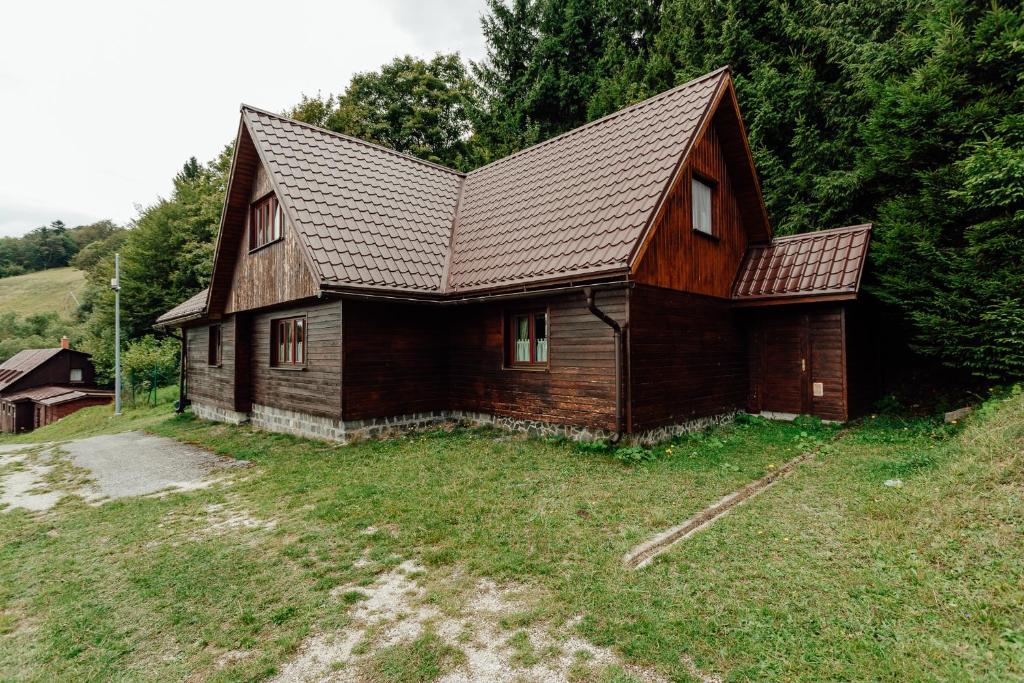 Budova, v ktorej sa horská chata nachádza
