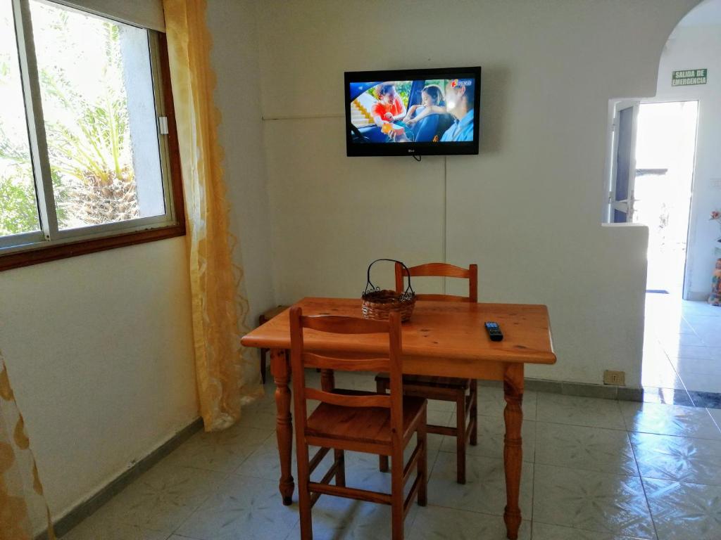 Apartment La Burbuja /1, Timijiraque, Spain - Booking.com