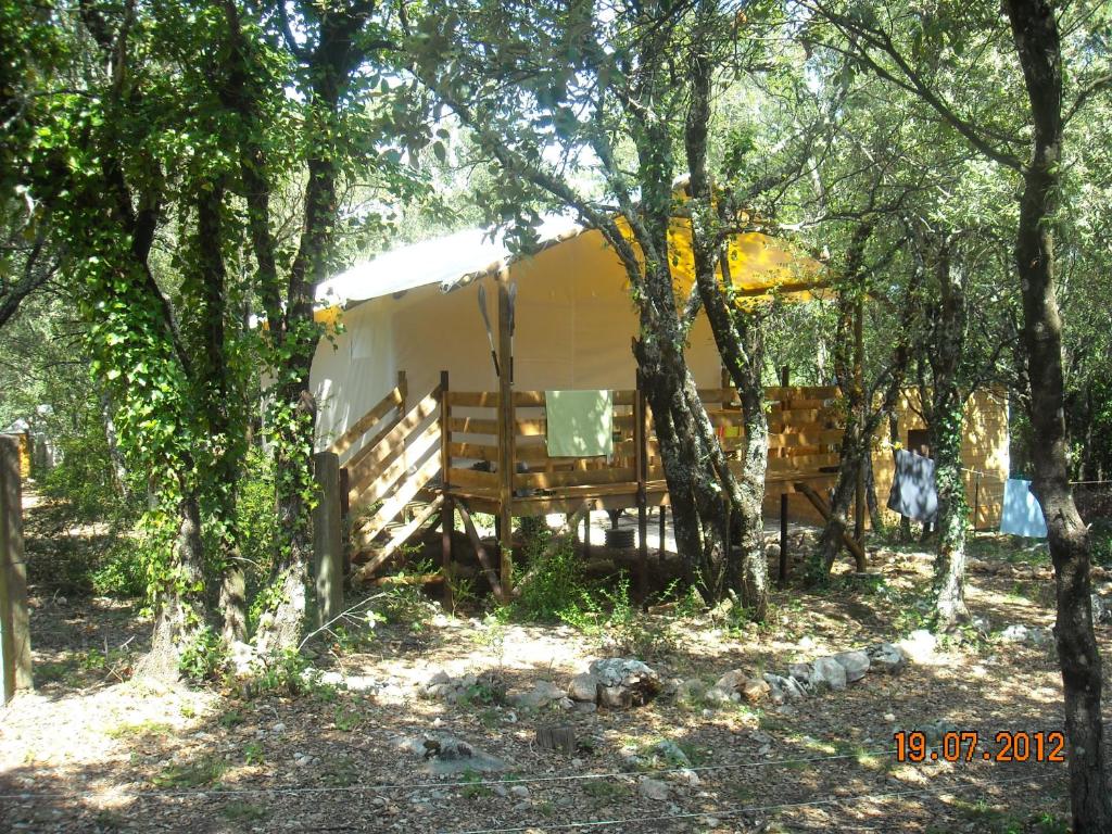 Gallery image of Camping Mille Étoiles in Labastide-de-Virac