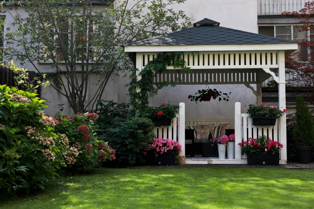 Ogród w obiekcie Appia Hotel Residences
