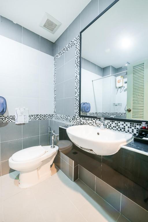 Suppamitr Villa Hotel - Resim 19