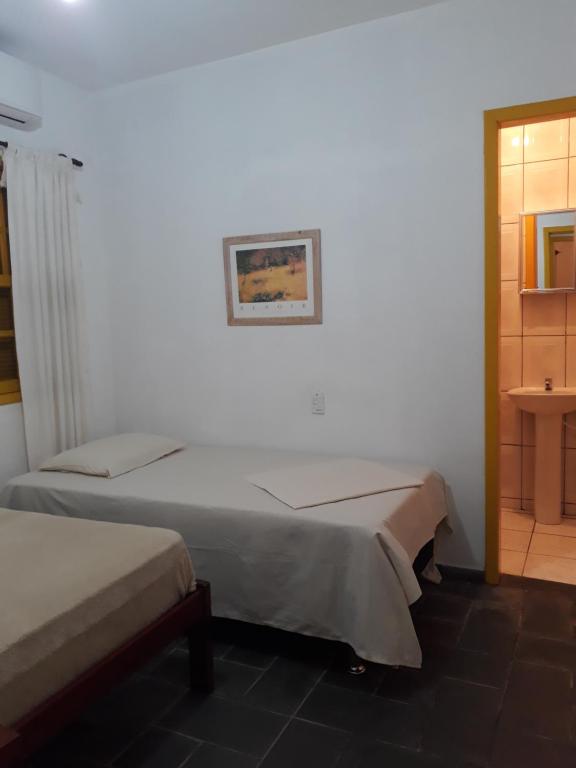  Residencial Colonial Amarelo a 150m da Praia de Mariscal