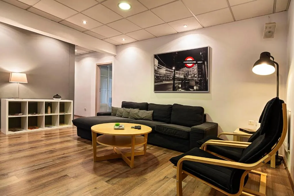 Piccadilly Circus deluxe flat downtown Athens, Atena, Grecia