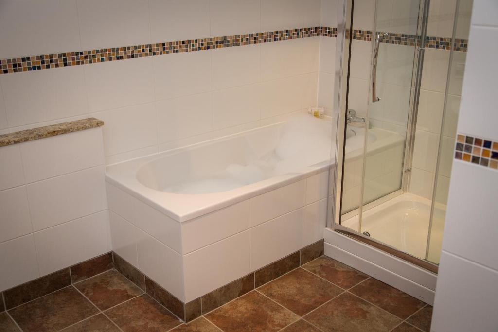Whitewater Hotel & Spa - 