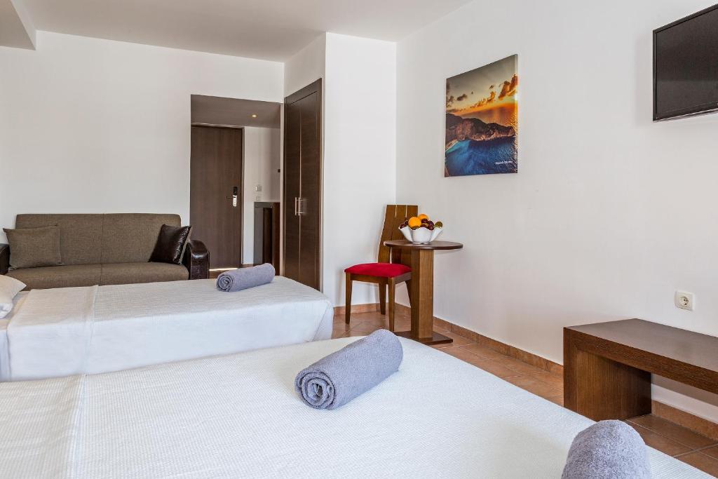 White Olive Premium Laganas - 13