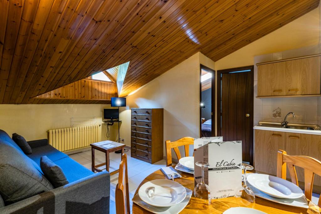 Kuchyň nebo kuchyňský kout v ubytování Apartamentos Turisticos Poblado