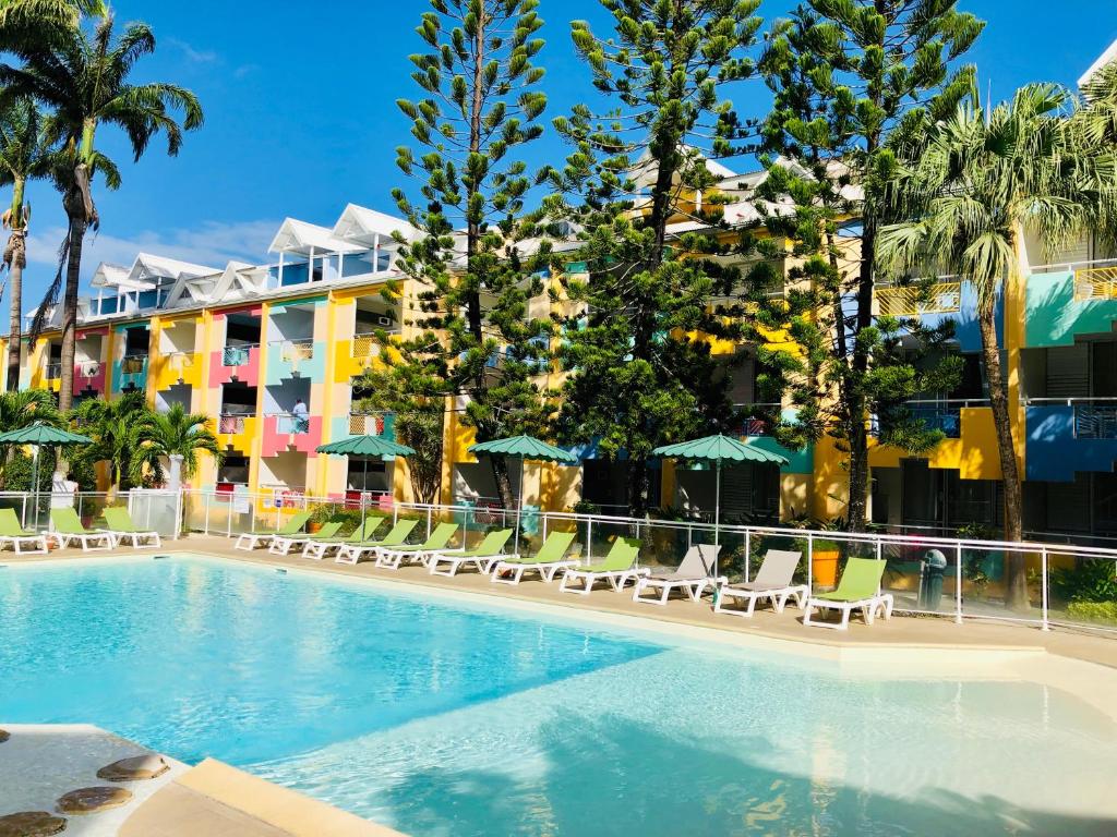 A piscina em ou perto de Canella Beach Hotel