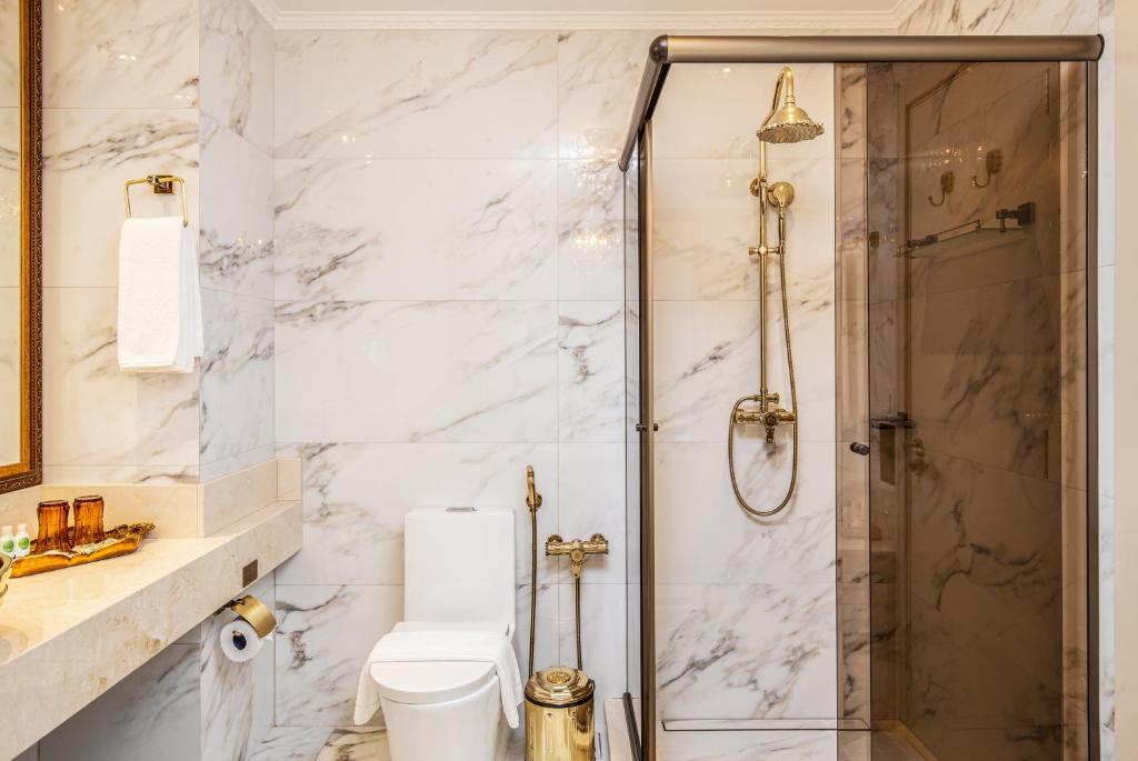 Hotel Colline de France  Hotel Colline de France