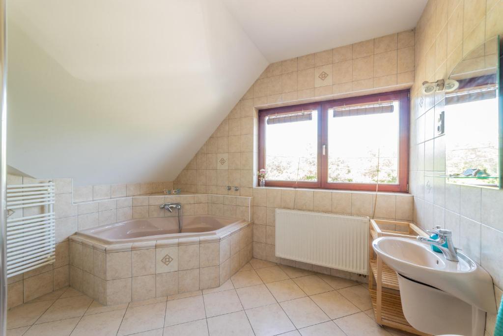 Kúpeľňa v ubytovaní Kamilla Villa