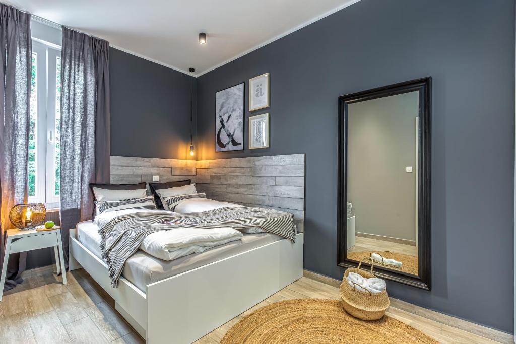 Posteľ alebo postele v izbe v ubytovaní Number 1 Apartments Rijeka