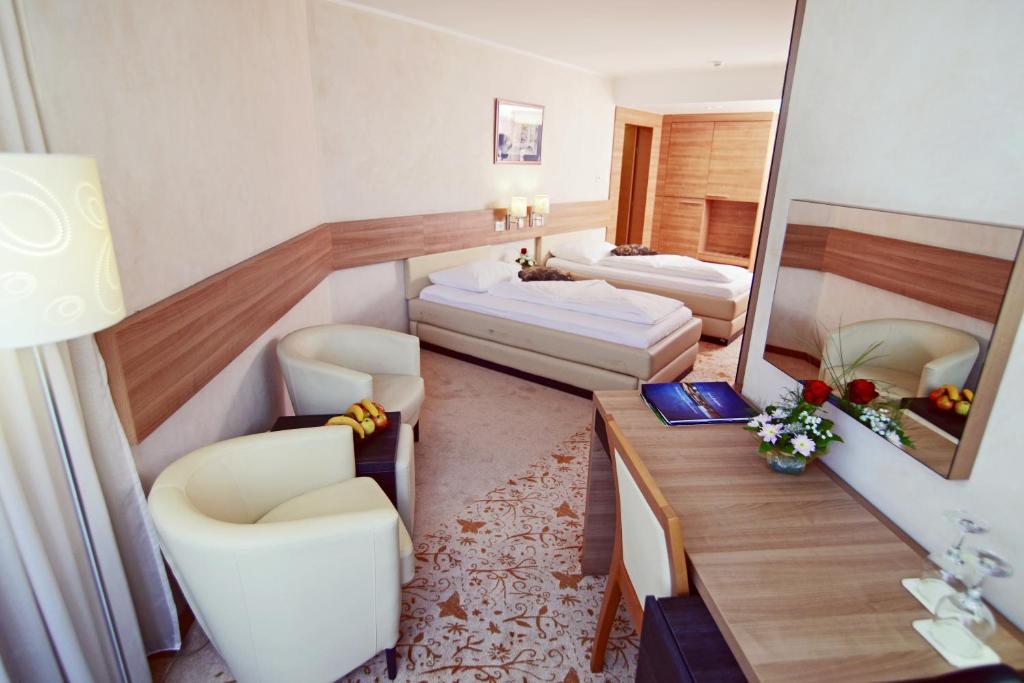 Hotel Kardial - Twin Room