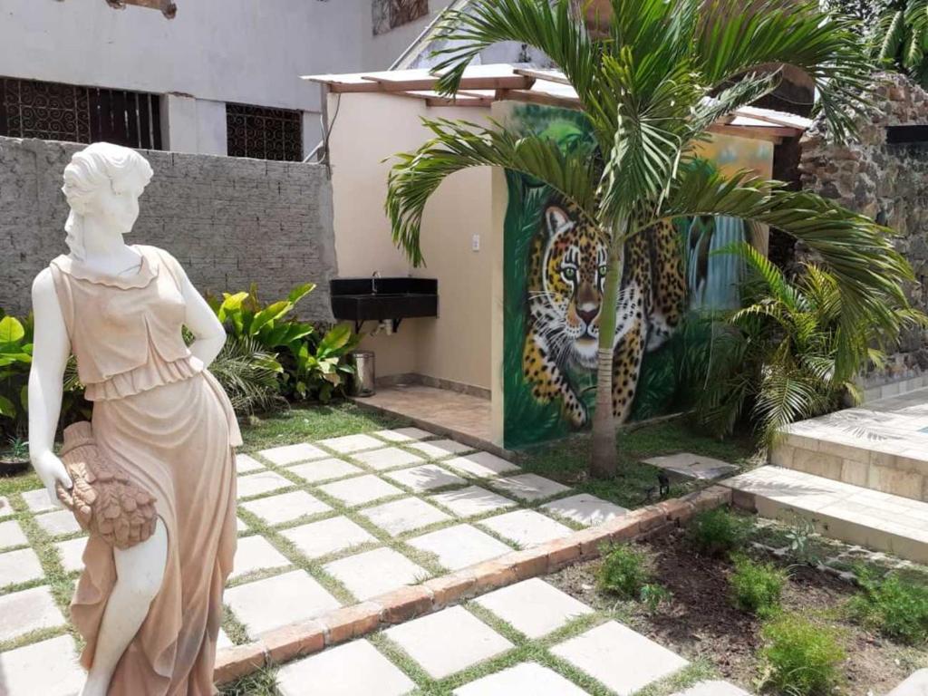  Reviver Hostel