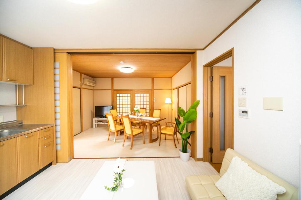 Awaji Seaside Resort in Shiduki - Haus Mit Fünf Schlafzimmern