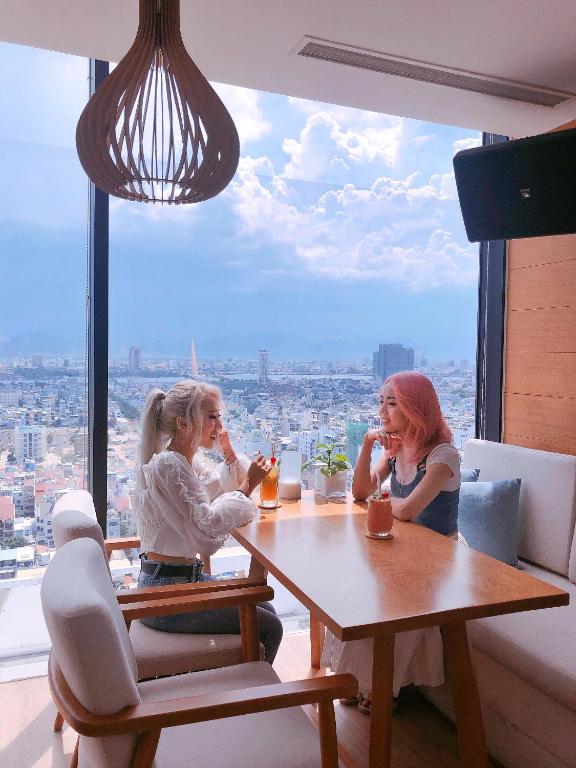 Khách lưu trú tại TMS Hotel Da Nang Beach