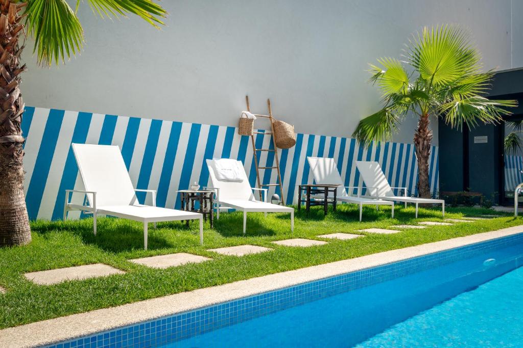 A piscina localizada em Maison Cabral ou nos arredores