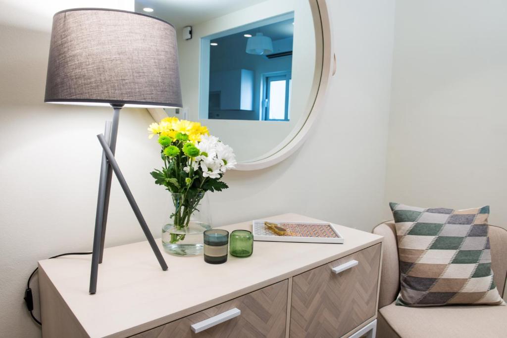 Fotografie z fotogalerie ubytování Piraeus Seaview Elegant Apartments v destinaci Piraeus