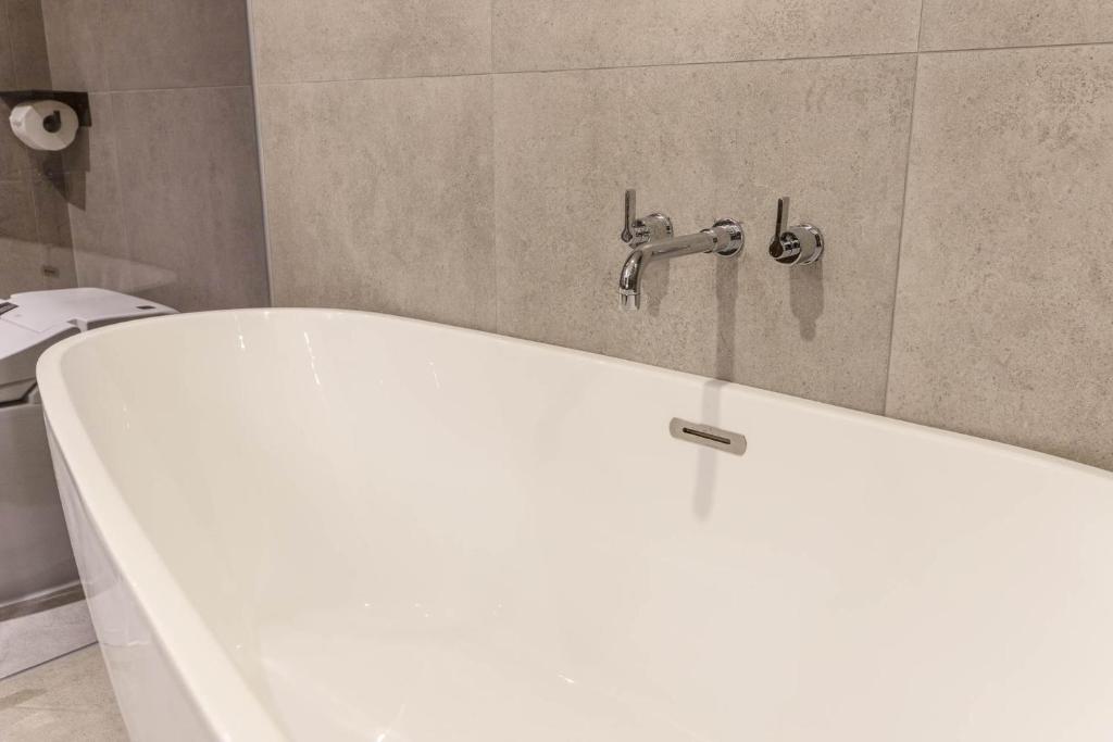 H hotel Gasan - Large Double Room