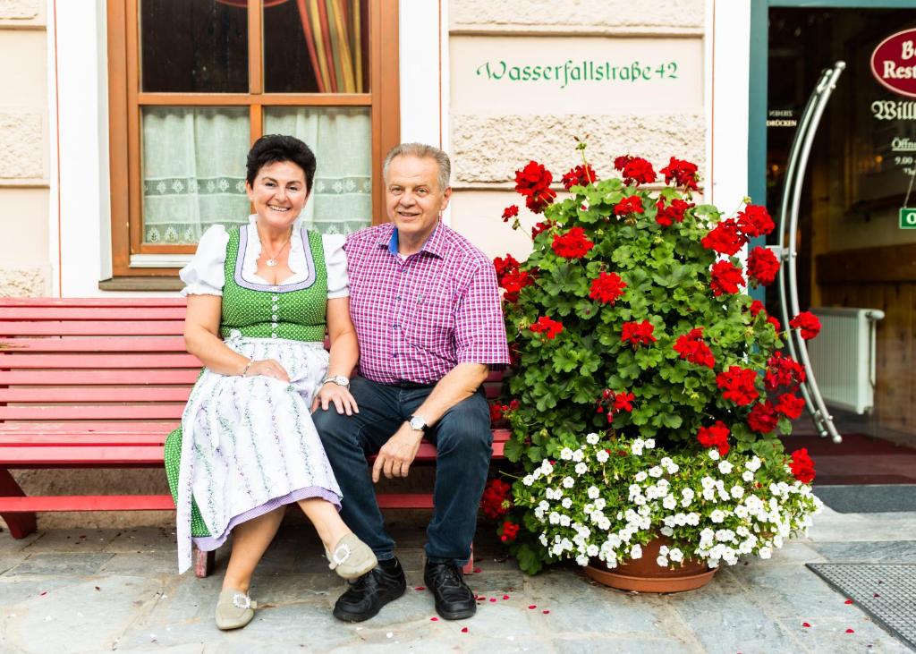 Hostia v ubytovaní Hotel Krimmlerfälle