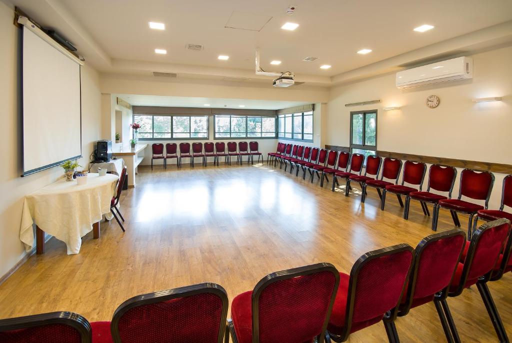 Konferenční prostory v ubytování Zohar Badeshe