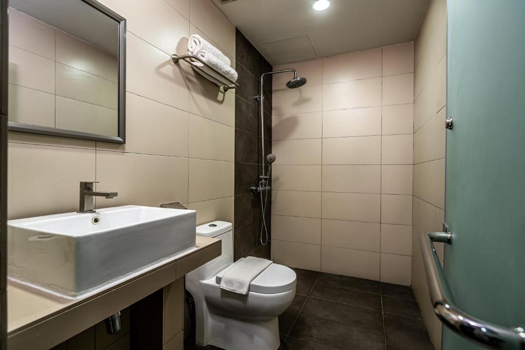 1 Orange Hotel Sungai Buloh - Sala De Reina De Lujo