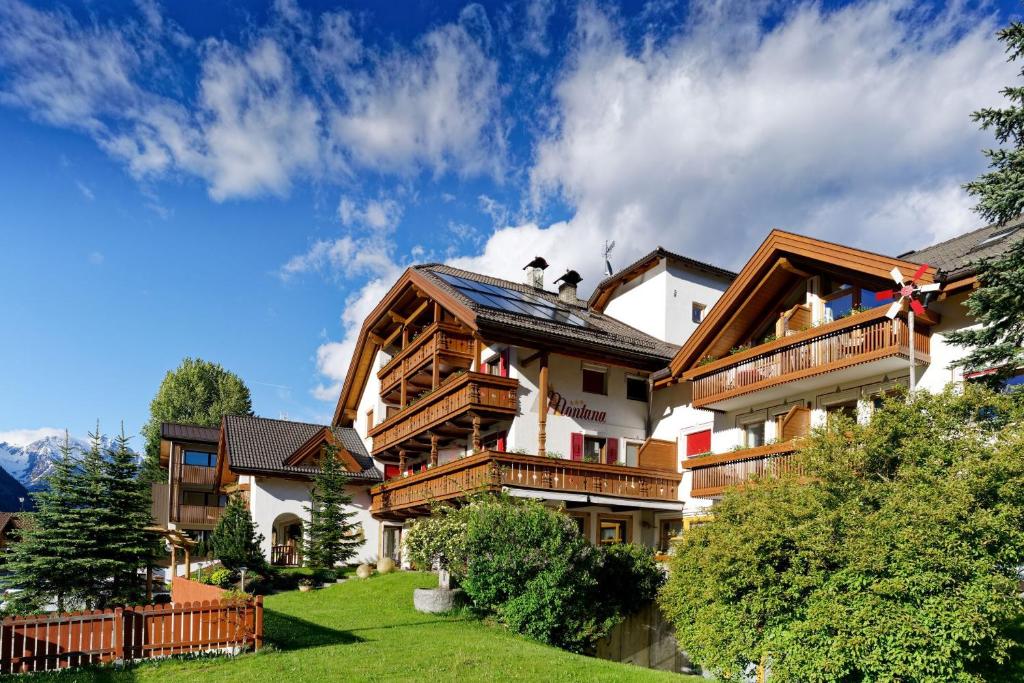 Budova, kde se aparthotel nachází